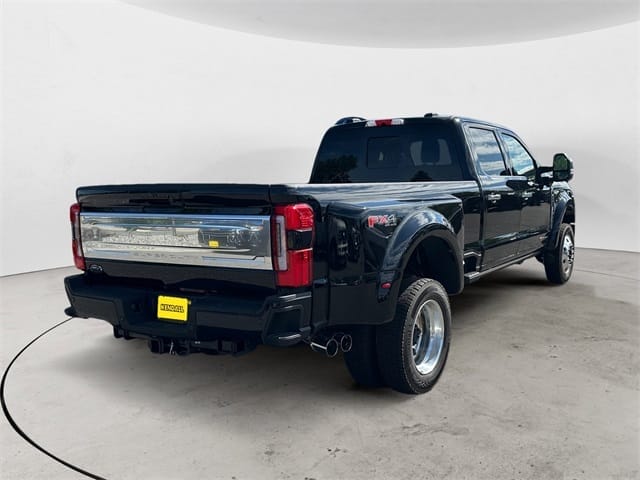 Used 2025 Ford F-450SD Platinum 4D Crew Cab – 1FT8W4DM3SED45731