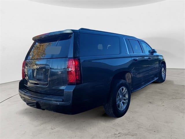 Used 2019 Chevrolet Suburban LT 4D Sport Utility – 1GNSKHKC1KR216731