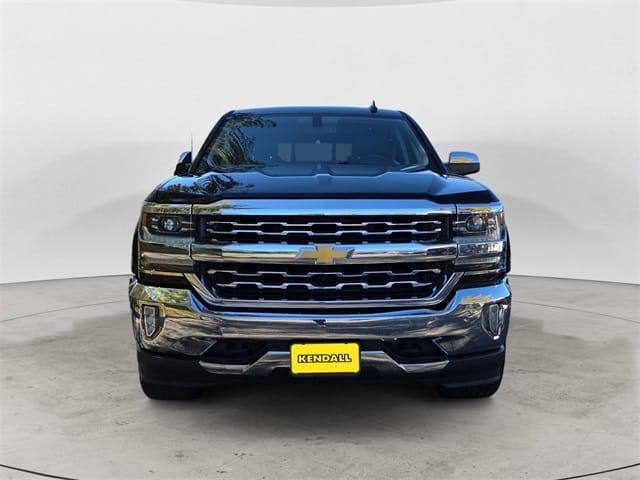 Used 2018 Chevrolet Silverado 1500 LTZ 4D Crew Cab – 1GCUKSEC5JF163302