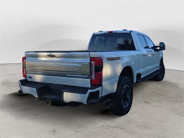 Used 2024 Ford F-350SD Platinum 4D Crew Cab – 1FT8W3BM1RED98094