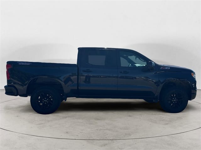 Used 2024 Chevrolet Silverado 1500 LT Trail Boss 4D Crew Cab – 3GCUDFEL2RG159042 full
