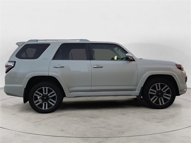 Used 2022 Toyota 4Runner Limited 4D Sport Utility – JTEKU5JR8N6026885 full