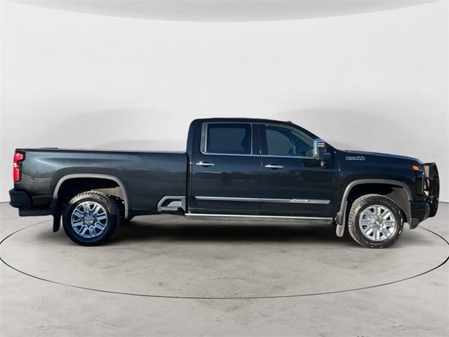 Used 2024 Chevrolet Silverado 3500HD High Country 4D Crew Cab – 1GC4YVEY3RF355454