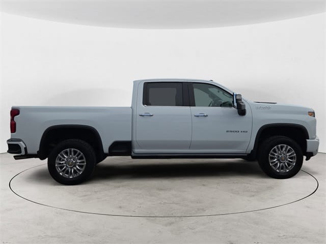 Used 2022 Chevrolet Silverado 2500HD High Country 4D Crew Cab – 2GC4YRE72N1222572