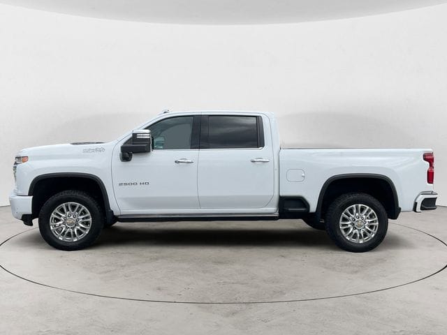 Used 2022 Chevrolet Silverado 2500HD High Country 4D Crew Cab – 2GC4YRE72N1222572