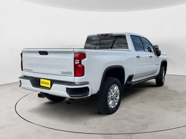 Used 2022 Chevrolet Silverado 2500HD High Country 4D Crew Cab – 2GC4YRE72N1222572