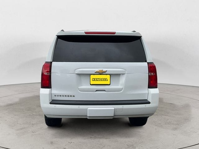 Used 2019 Chevrolet Suburban LT 4D Sport Utility – 1GNSKHKC8KR145124