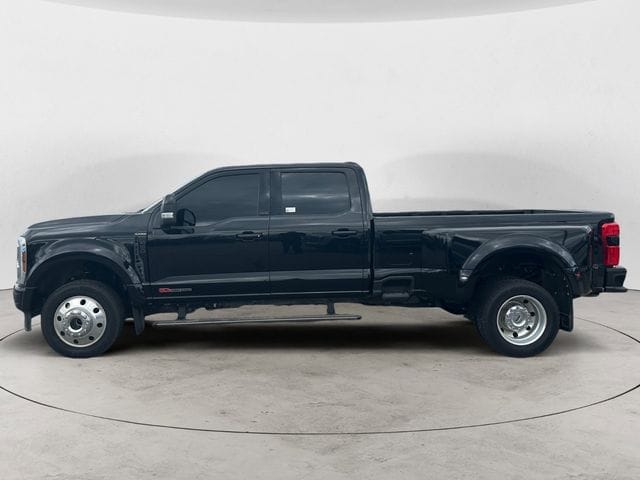 Used 2025 Ford F-450SD Platinum 4D Crew Cab – 1FT8W4DM7SEC57491