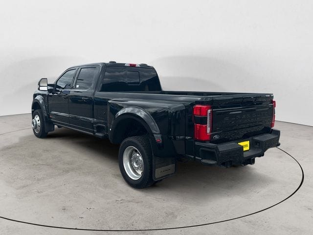 Used 2025 Ford F-450SD Platinum 4D Crew Cab – 1FT8W4DM7SEC57491