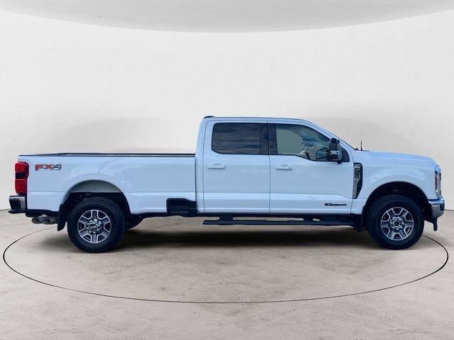 Used 2025 Ford F-350SD Lariat 4D Crew Cab – 1FT8W3BT3SEC44418