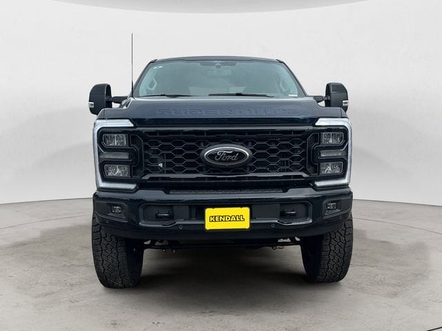 Used 2025 Ford F-250SD Lariat 4D Crew Cab – 1FT8W2BM7SEC42545