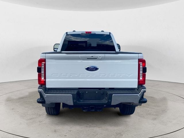 Used 2025 Ford F-350SD Lariat 4D Crew Cab – 1FT8W3BT3SEC44418